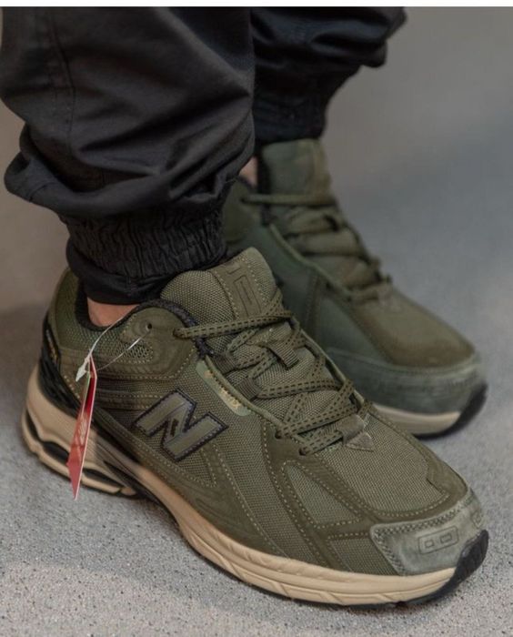Зимові кросівки New Balance 43