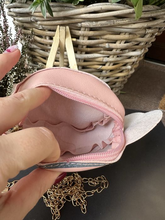 Torebka pudrowa dla dziewczynki