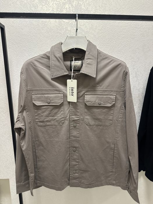 Чоловічий жакет від бренду Into Casual.