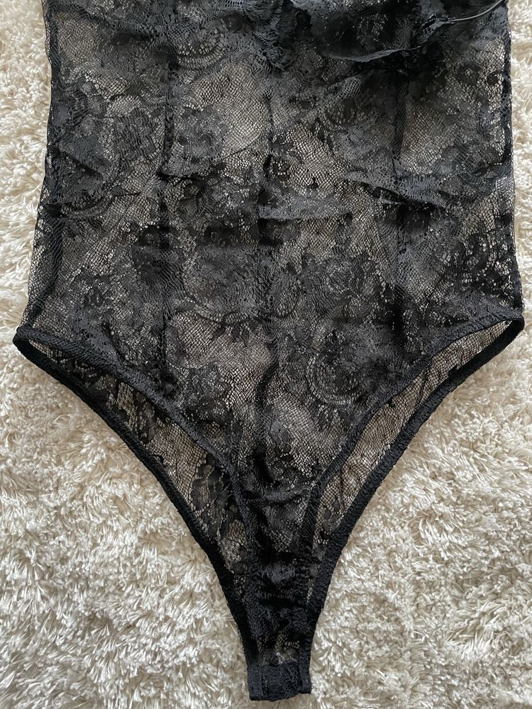 Мереживне боді Zara