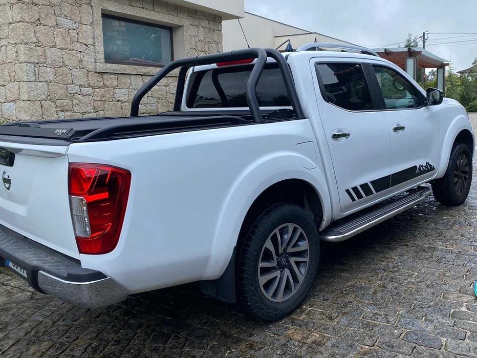 Nissan Navara 2.3 dCi CD 4WD N-Connecta Nav+Barras