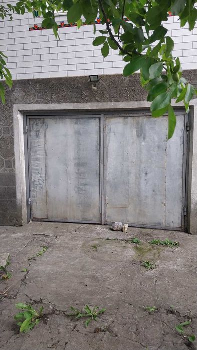 Продається будинок м . Дунаївці будинок + літня кухня.