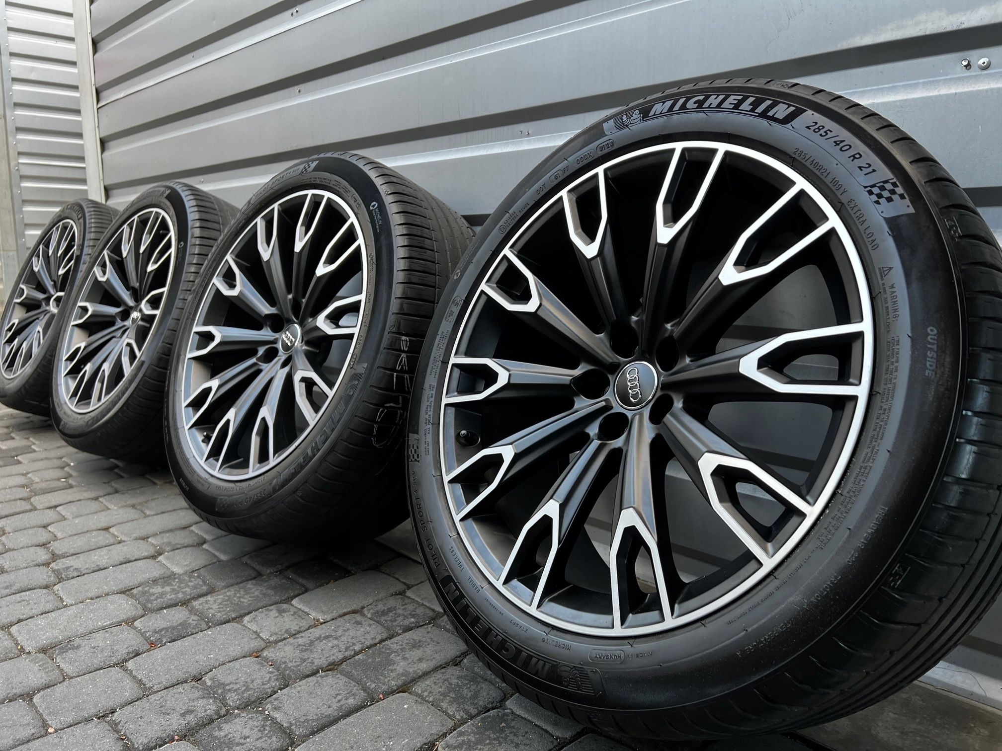 Felgi Audi 21 A5 A6 A7 A8 SQ5 Q7 SQ7 Q8 SQ8 E-Tron