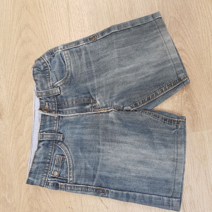 Spodenki jeansowe 98 ( tape a loeil)