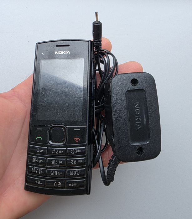 Звонілка Nokia x2  ua
