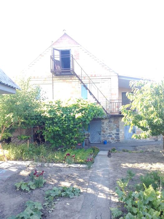 Продам будинок у Володарці