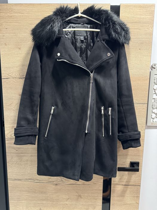 Sprzedam plaszcz w rozm 40