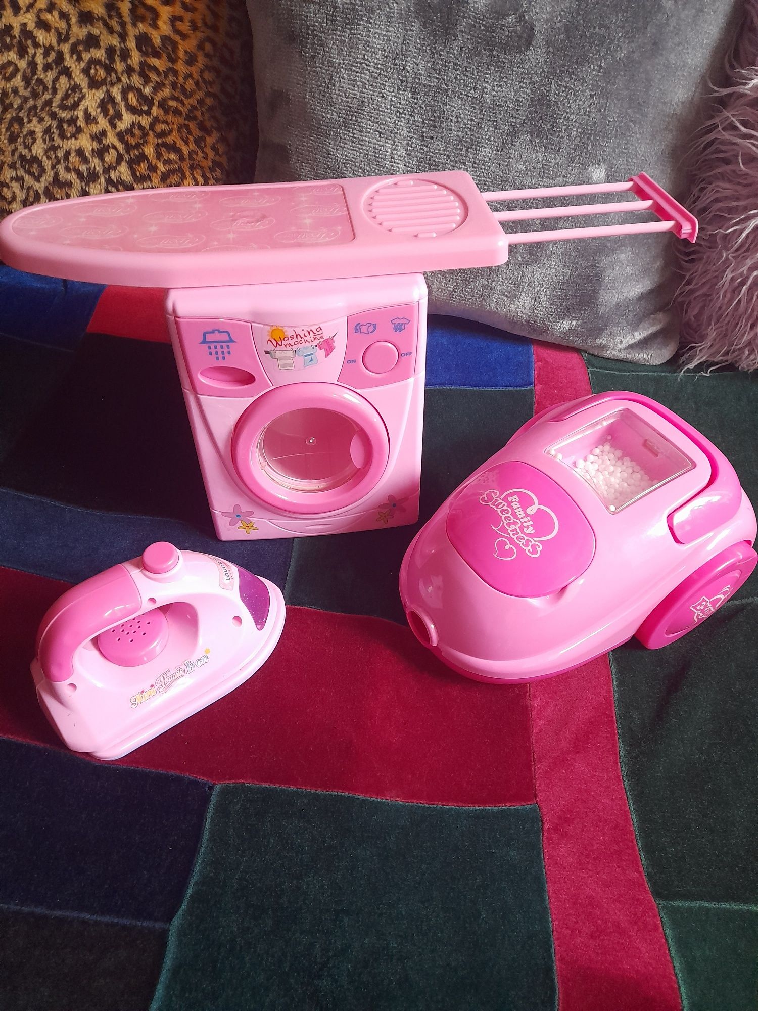 Игрушки детские. Одним лотом 230гр