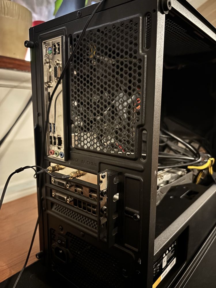 Komputer i5-9400F