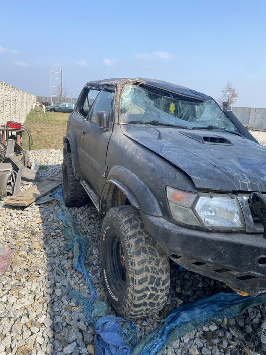 Nissan Patrol Y61