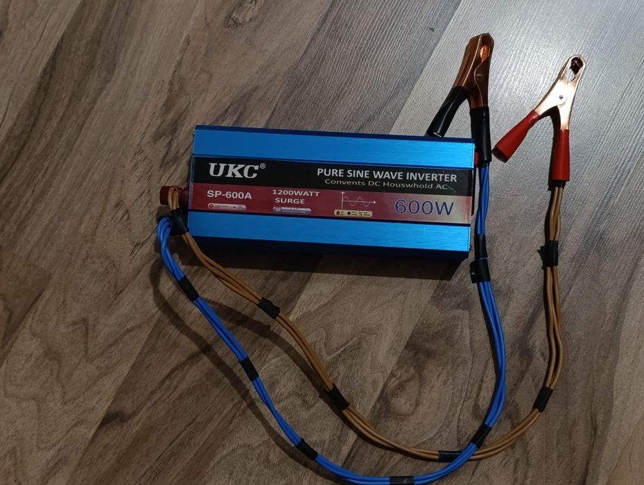 Інвертор UKC sp-600a 12 вольт инвертор