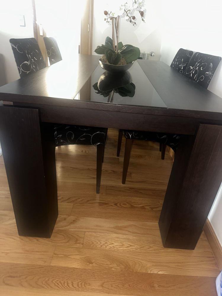Mesa sala de jantar - Madeira-