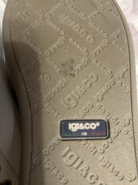 Кросівки б/у пару раз одіті