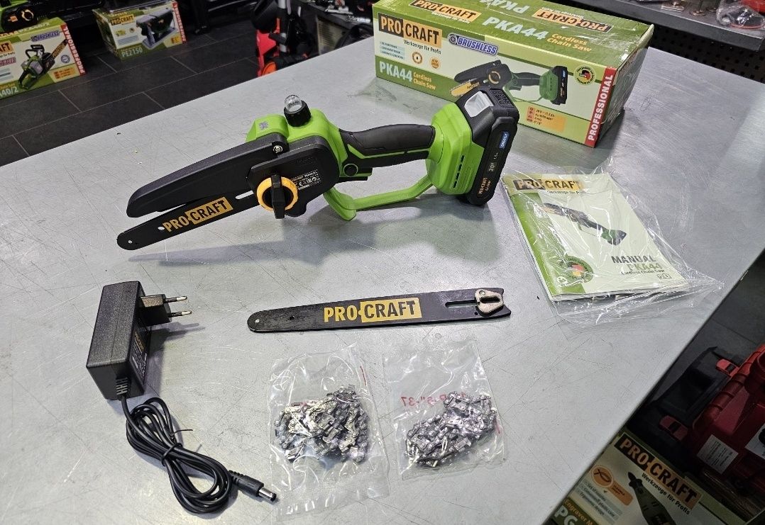 ProCraft PKA44 АвтоСмазка цепи+2шины 2цепи +Акум +З.у Мини Пила Цепная