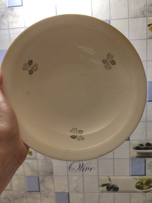 Продам тарелки Буди. 60, 70 годов. Для коллекции.