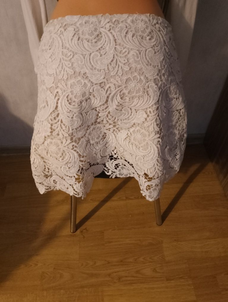 Krótka spódniczka żakardowa biała