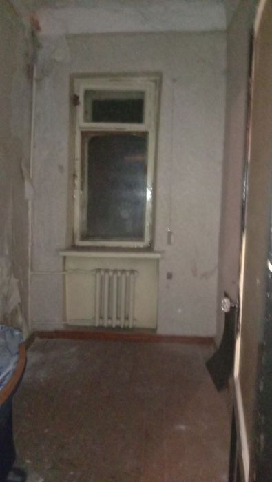 Продам 4х кімнатну квартиру в р-ні Металургів.