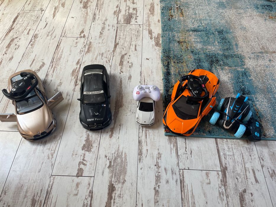 Zabawki samochodziki stan bardzo dobry ponad 200 sztuk