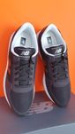 Sneakersy czarne sportowe New Balance Rozmiar 40.5 / wkładka 25.5 cm