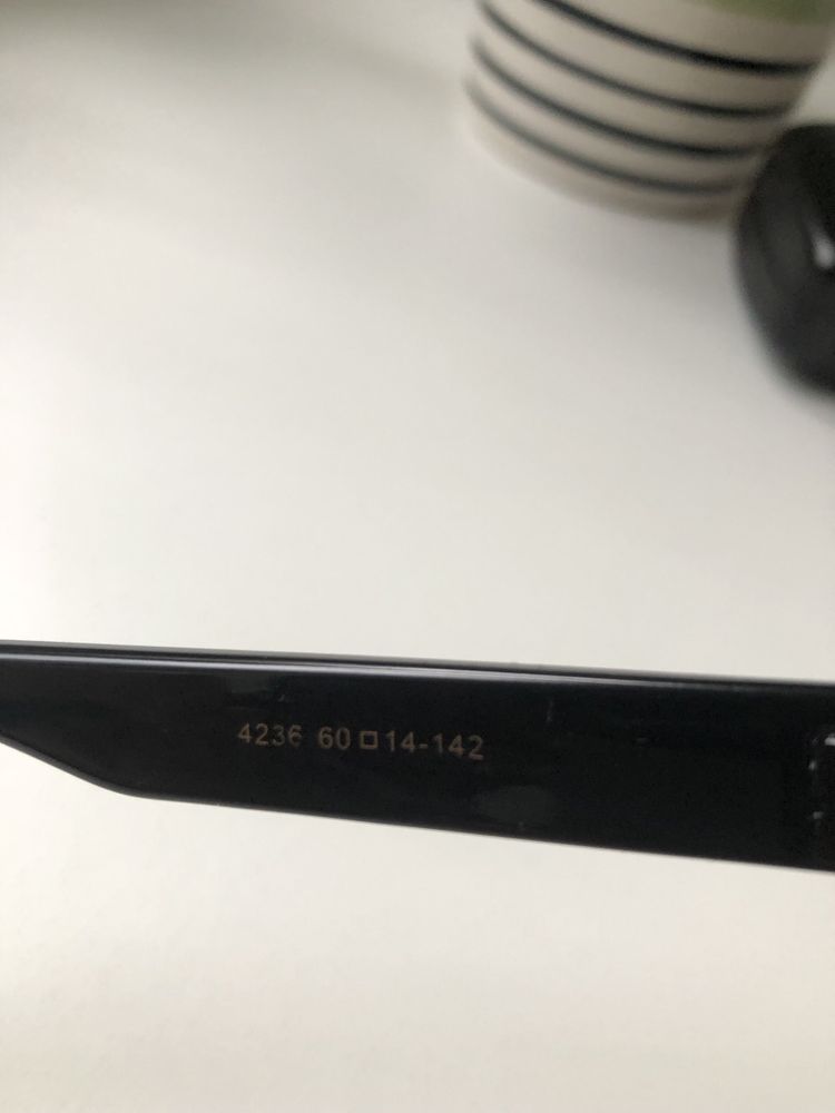 Okulary przeciwsolcowe w stylu Celine
