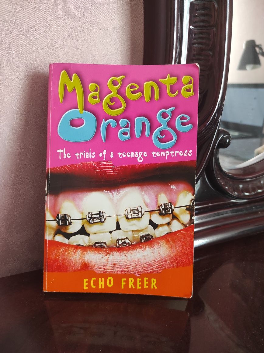 "Magenta Orange" Echo Freer