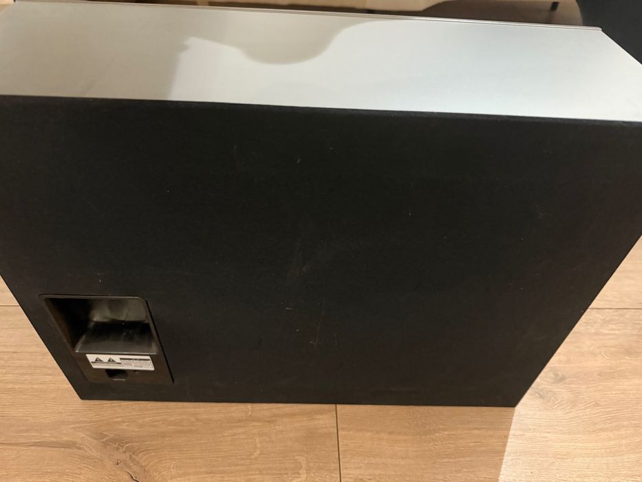 Soundbar samsung HW-J651, Głośnik centralny i subwoofer
