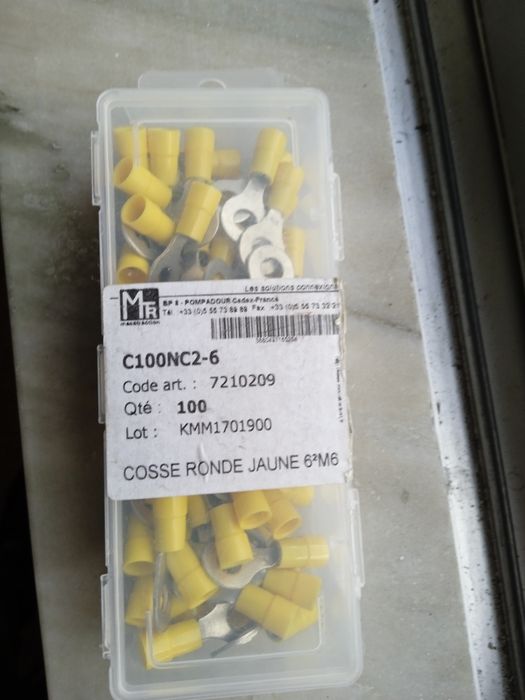Caixa de 100 conexões para o fio de terra 6mm2 na embalagem nova