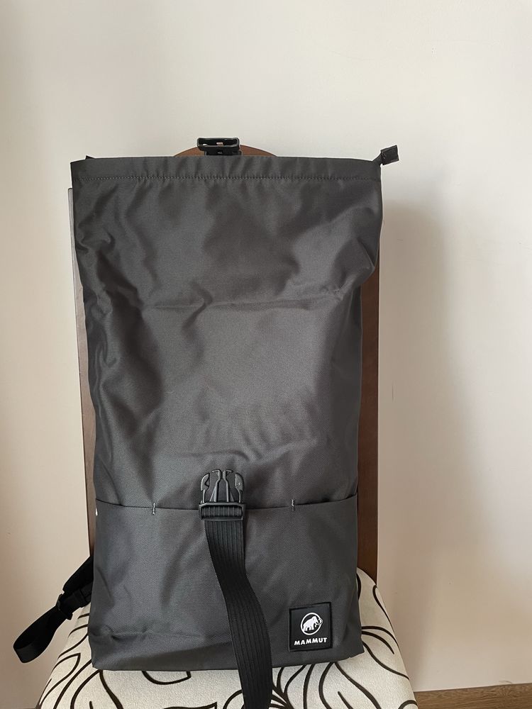 Денний рюкзак Mammut  Daypack 15 Л phantom. 15 L