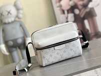 Louis Vuitton outdoor messenger сумка белая через плечо мужская
