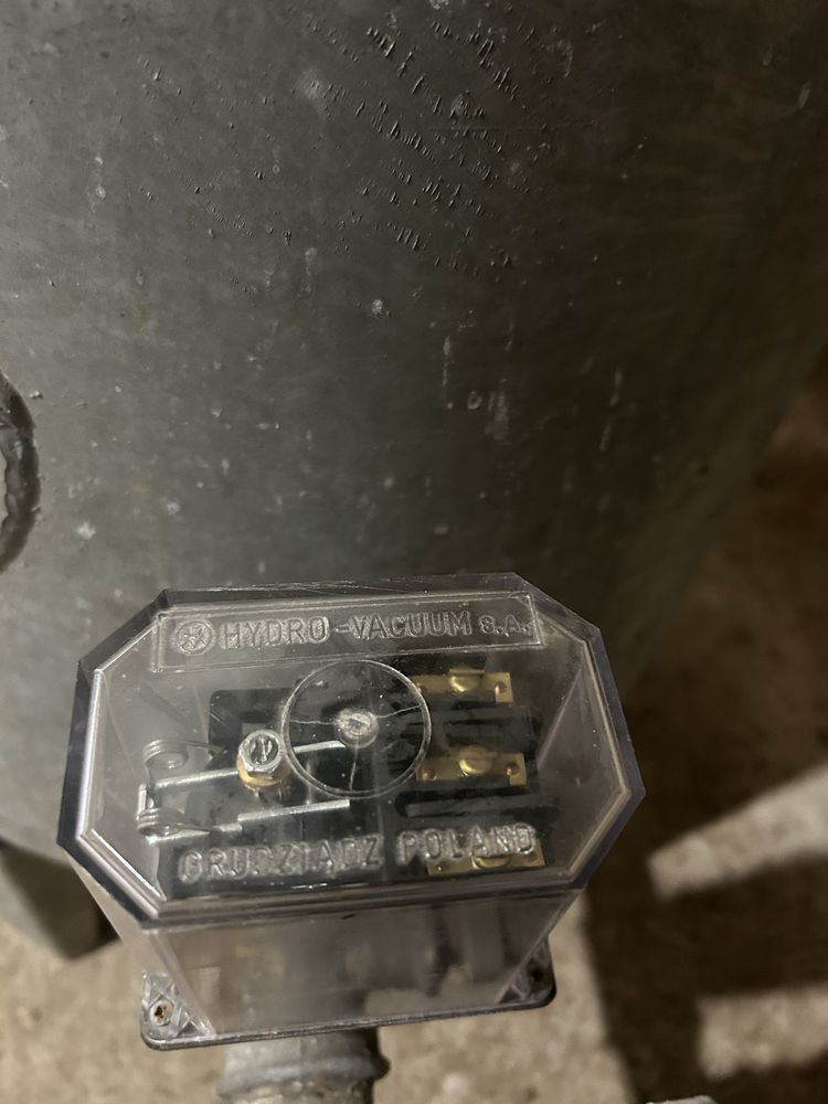 Hydrofor 300l z osprzętem