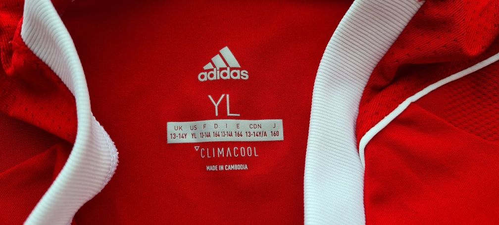 ADIDAS  Футболка 13-14 років