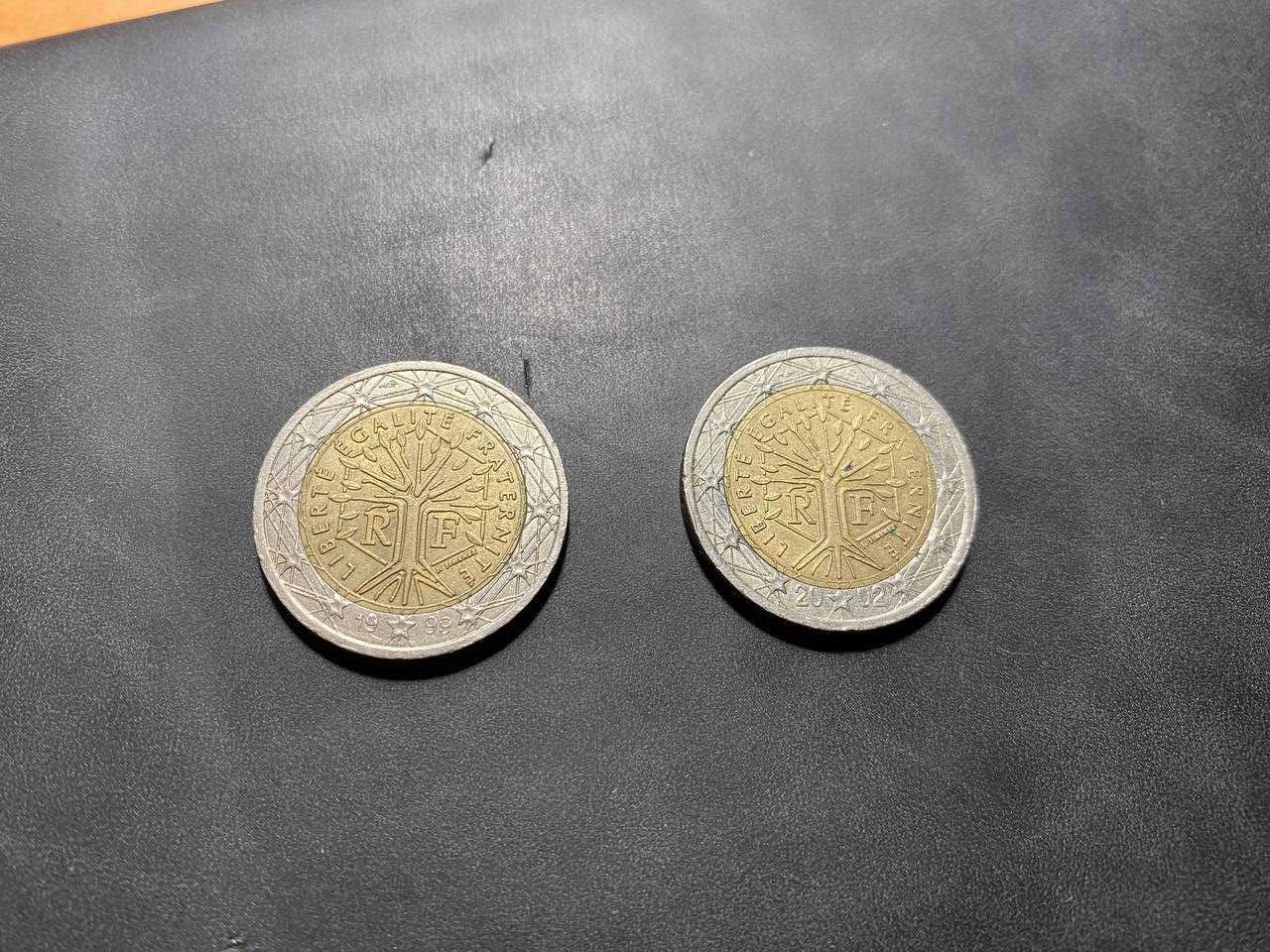 Монеты 2 евро ( 1999 / 2002) цена за 2