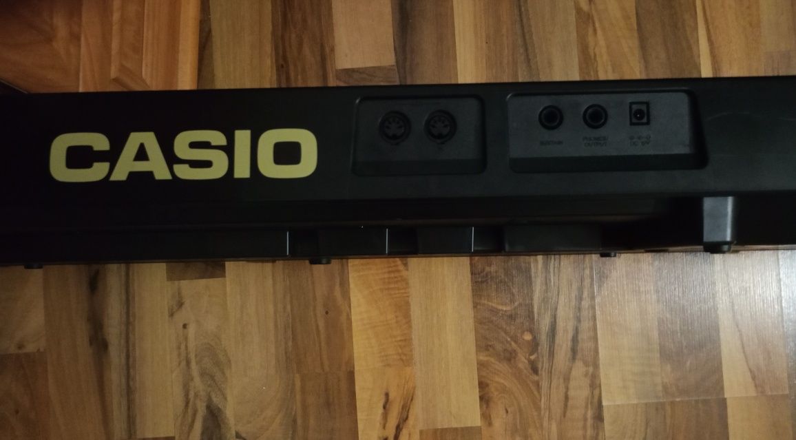 Keyboard Casio używany