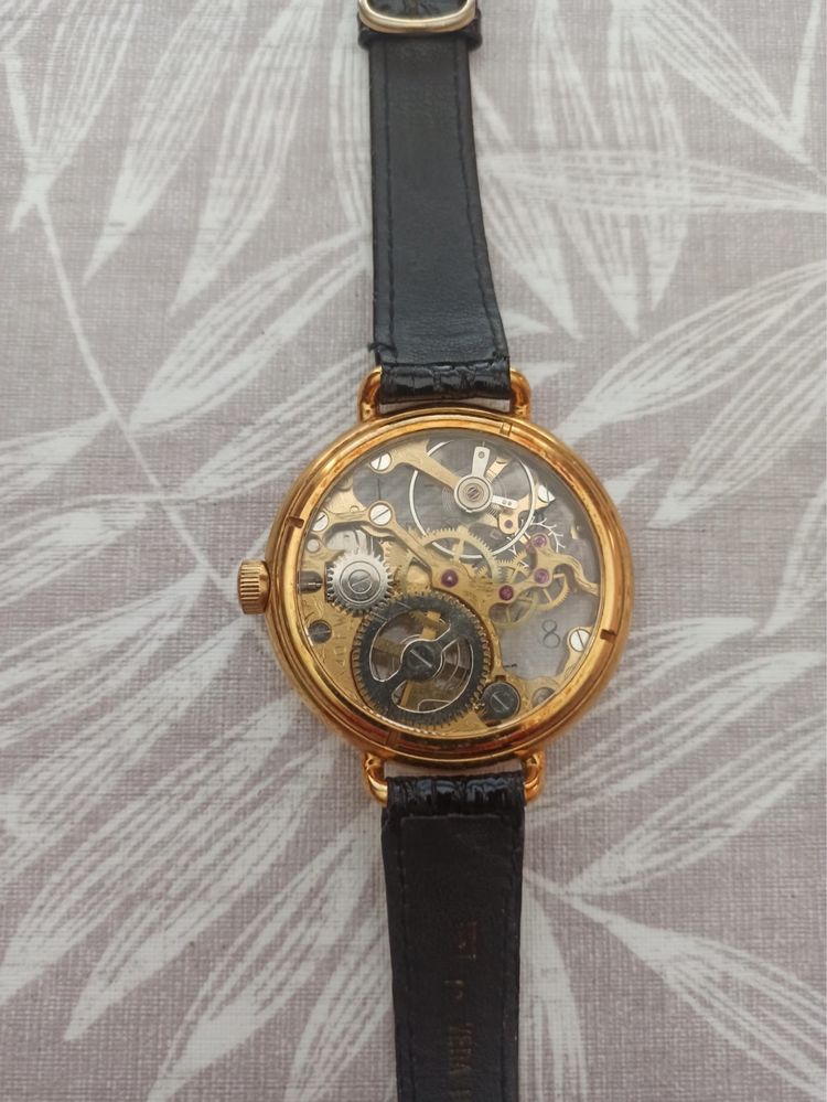 Pinko - Skeleton Chaux de Found 1980
