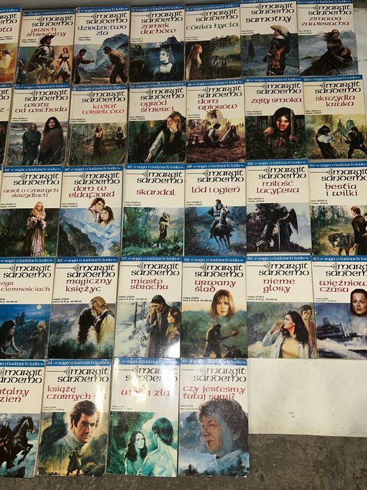 Saga o Ludziach Lodu Sandemo - KOMPLET - 47 sztuk !