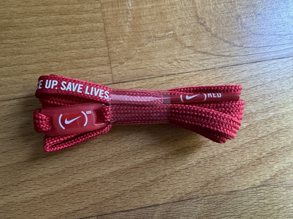 Sznurówki Nike Lace Up Save Lives czerwone