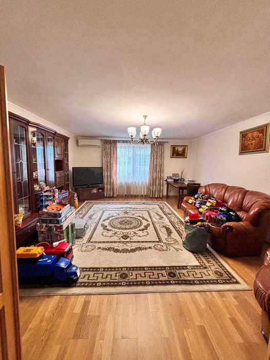 Продаж ЧОТИРИкімнатної квартири (можливо під держпрограми)