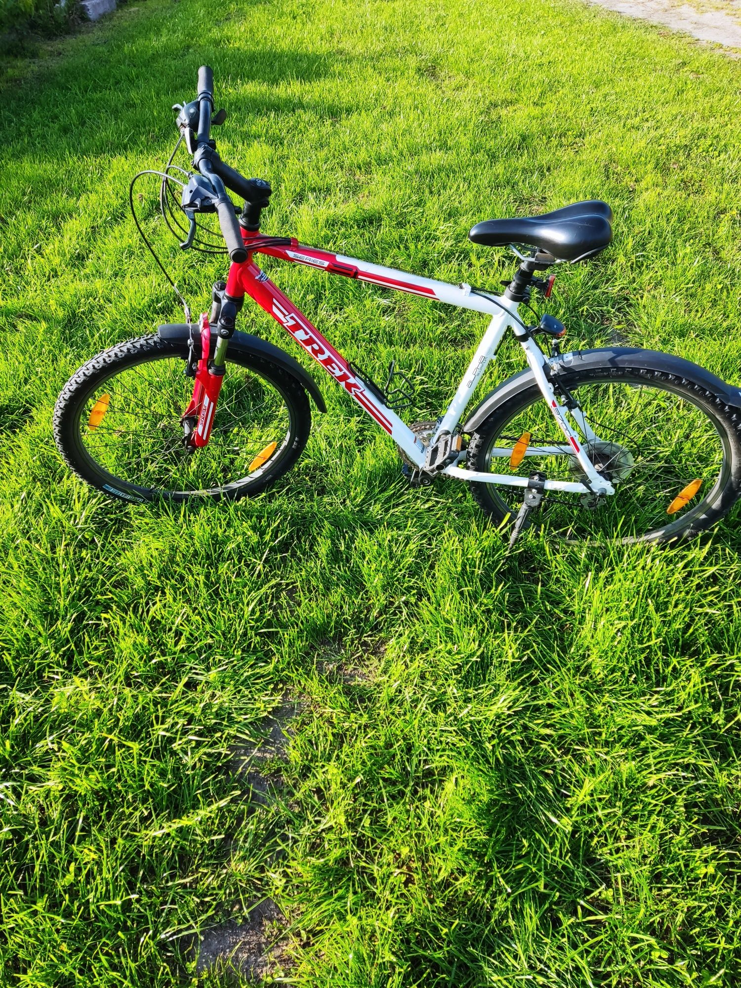 Trek series alpha