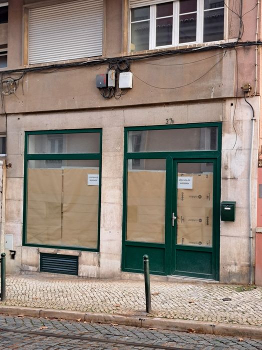 Arrenda-se Loja em Lisboa (Lapa)
