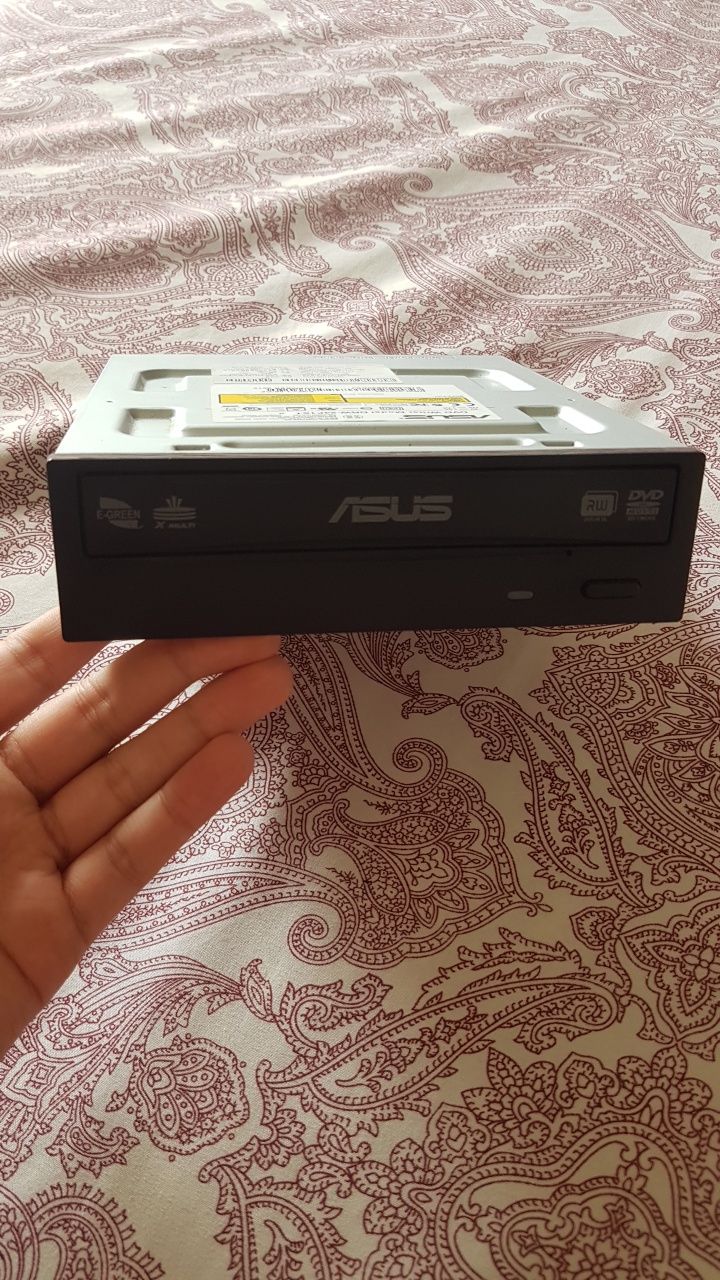 Leitor Asus DRW-24F1ST | A FUNCIONAR