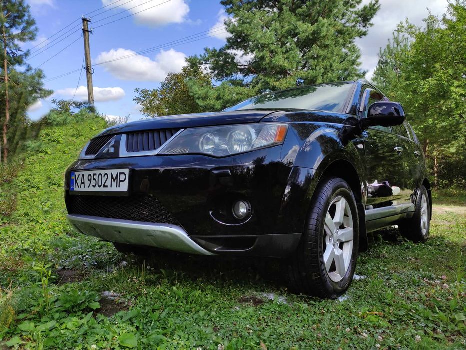 Продам Mitsubishi Outlander II 3.0 i V6 24V XL (220 лс)