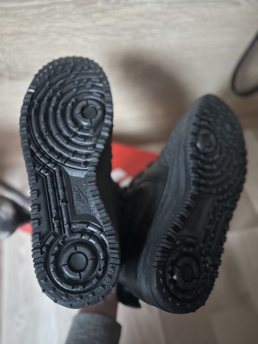 Ботинки термо зима Nike  p.42 нові на будь-яку погоду