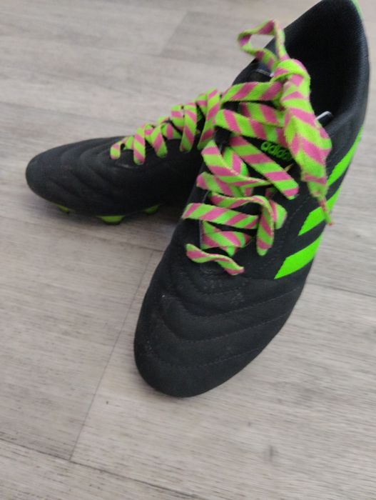 Бутсы футбольные Адидас