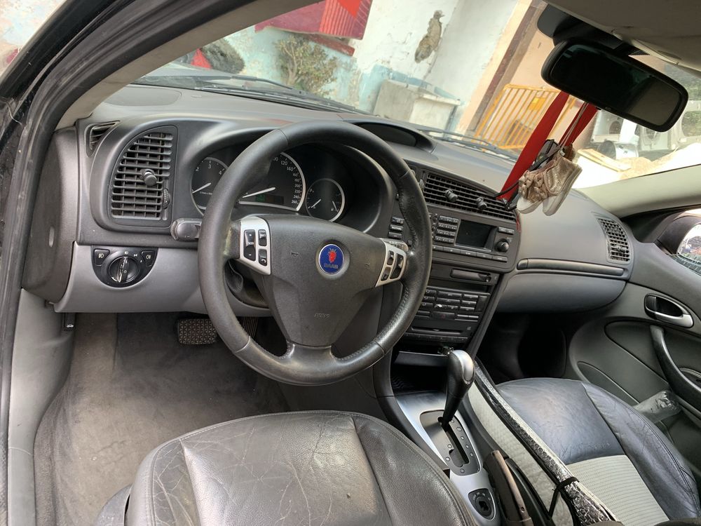 Boas vendo o troco saab vector 1.9 150hp