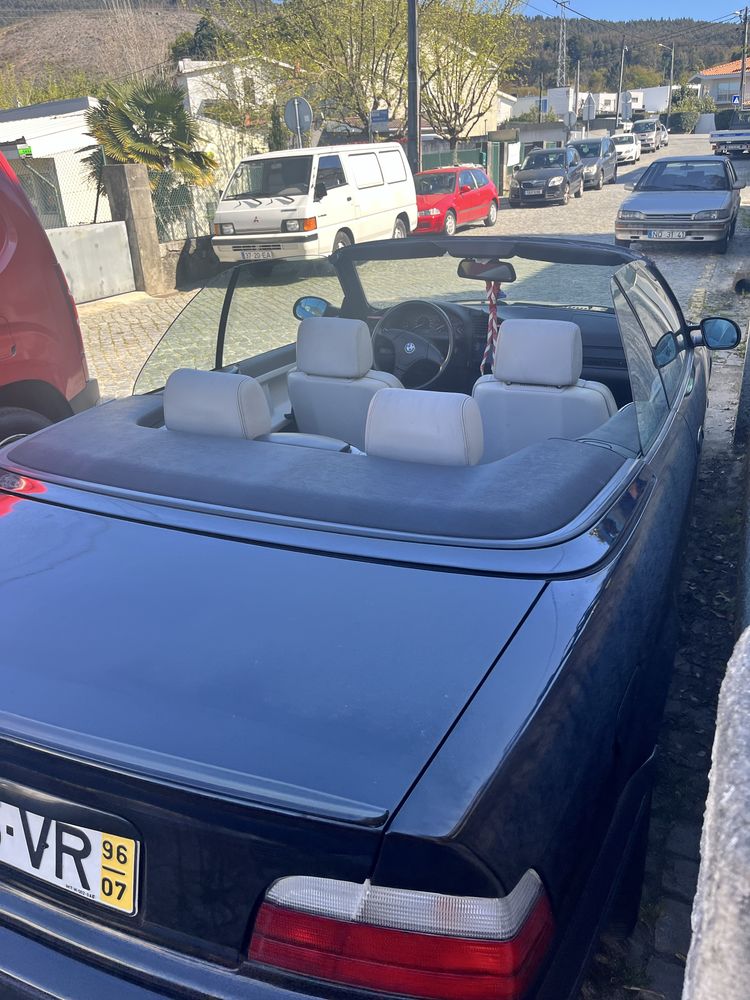 BMW E36 320i Cabrio