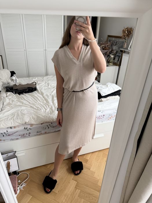 Sukienka midi H&M S jesienna beżowa kremowa do pracy długa