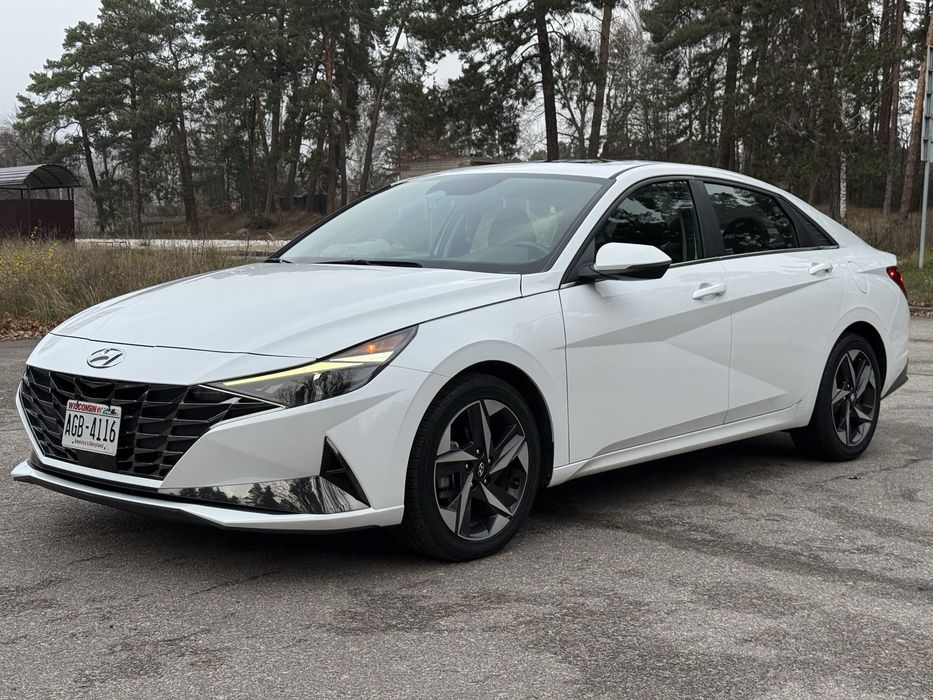 Hyundai Elantra 2021