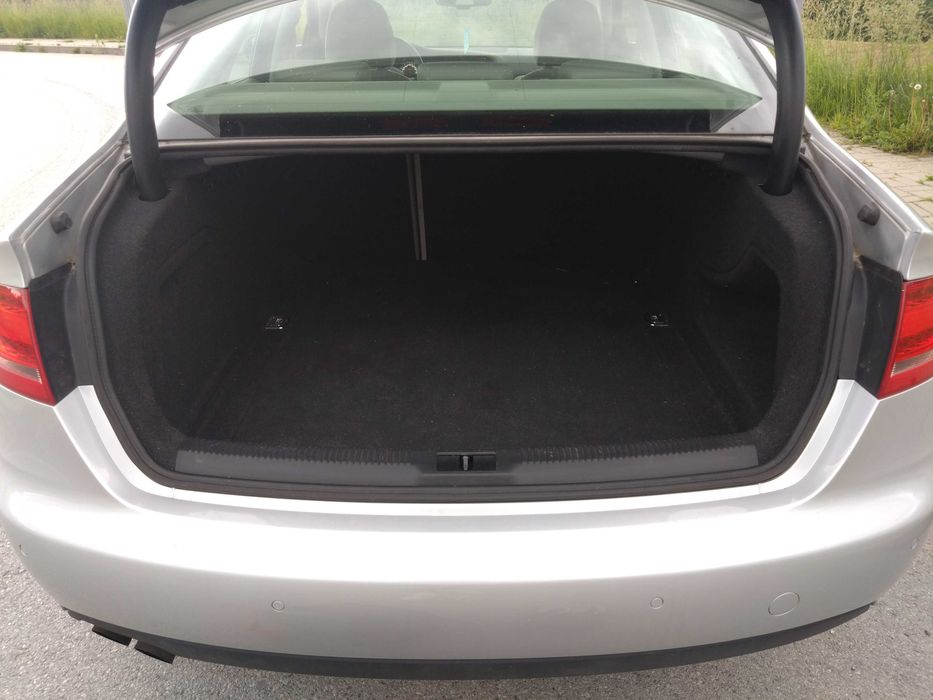 Audi a4 b8 limousine 2.0 tfsi 211km