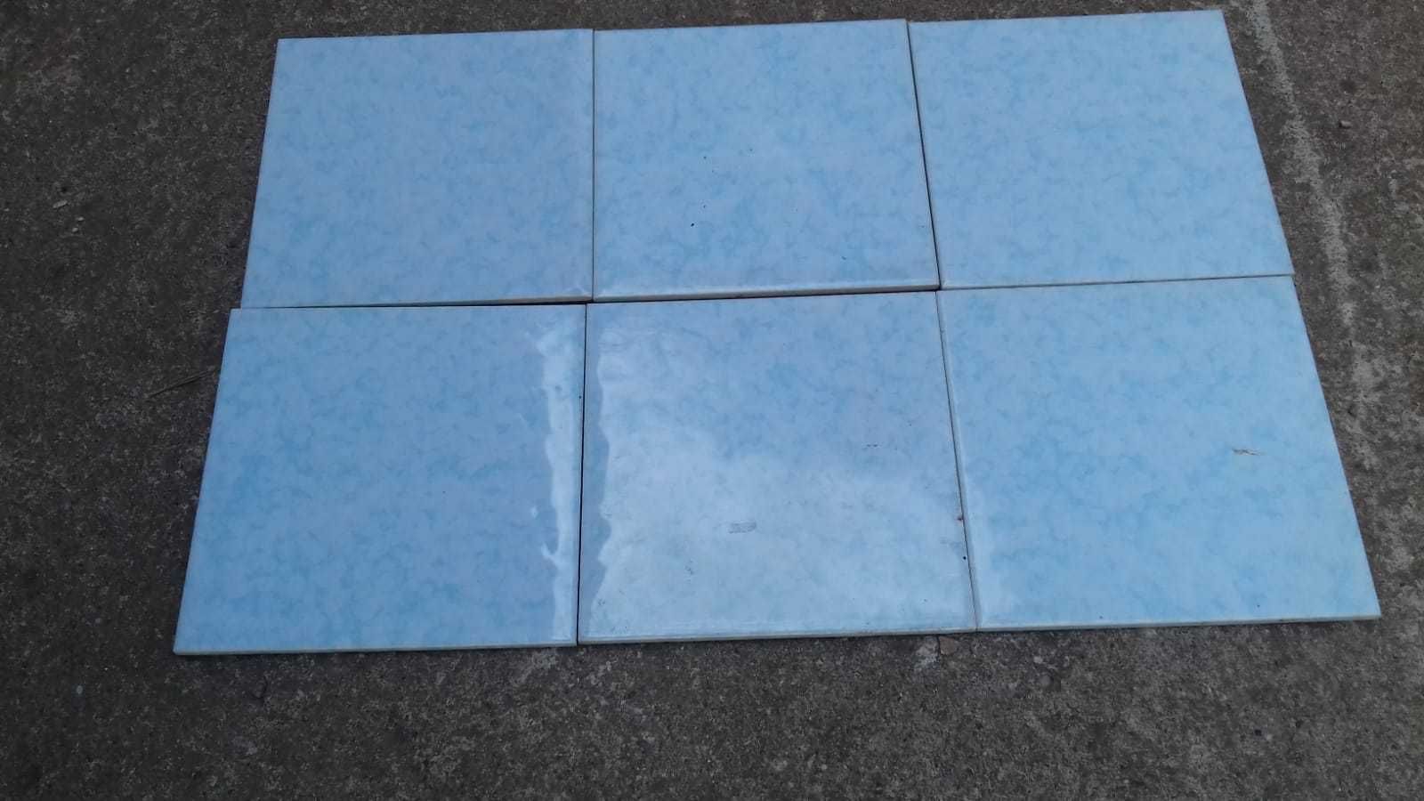 Retro plytki kuchenne 15x15 cm z 1965 roku firmy Rako Czechoslowacja