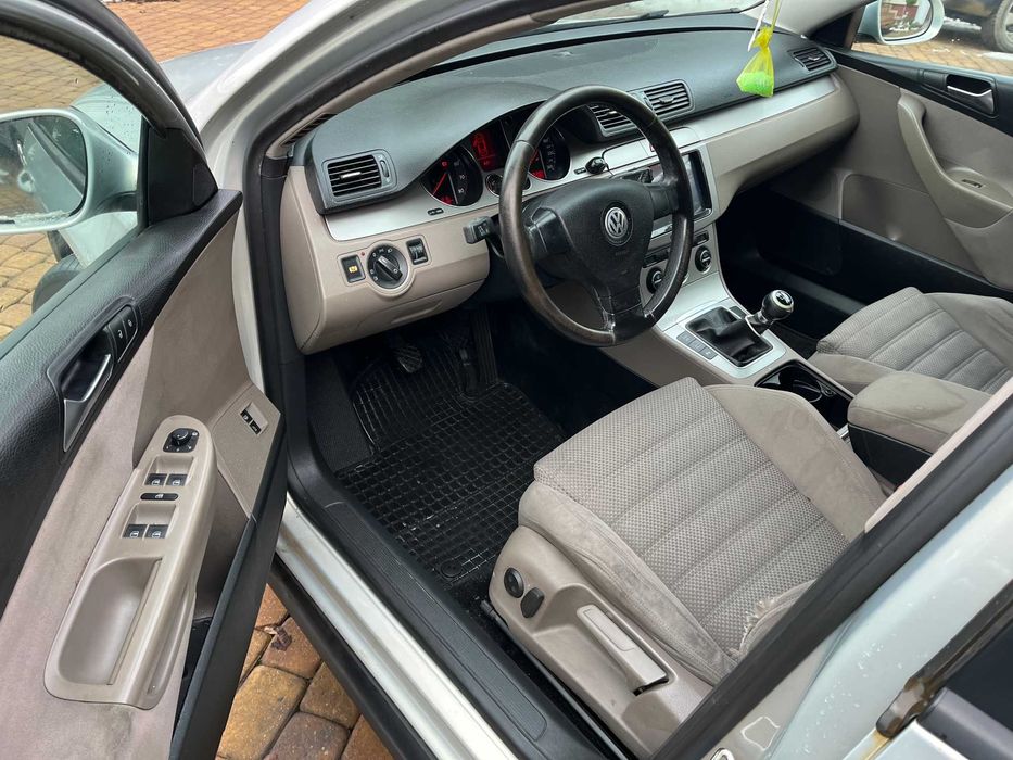 VW Passat Kom 1.8TSI-150KM-2009KlimtronicAbsAlumNaviKraj Fvat ZAMIANA